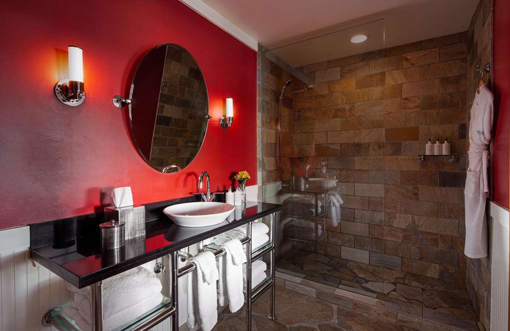 The Edgewater Hotel - photo 55