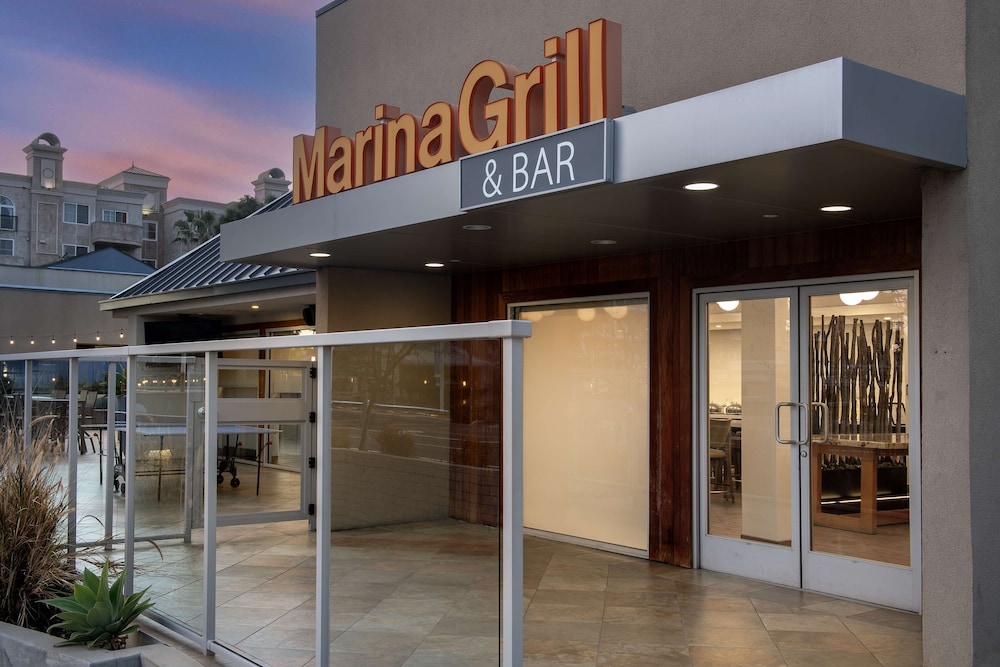 Hilton Garden Inn Marina Del Rey - photo 40