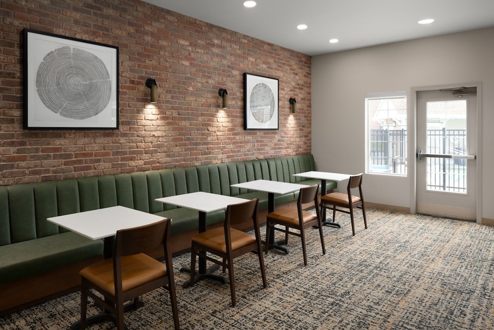 Residence Inn by Marriott Portland Hillsboro - photo 26