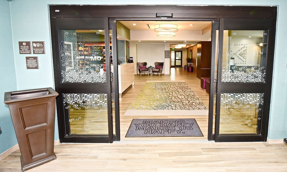 Hampton Inn Kirksville - photo 27