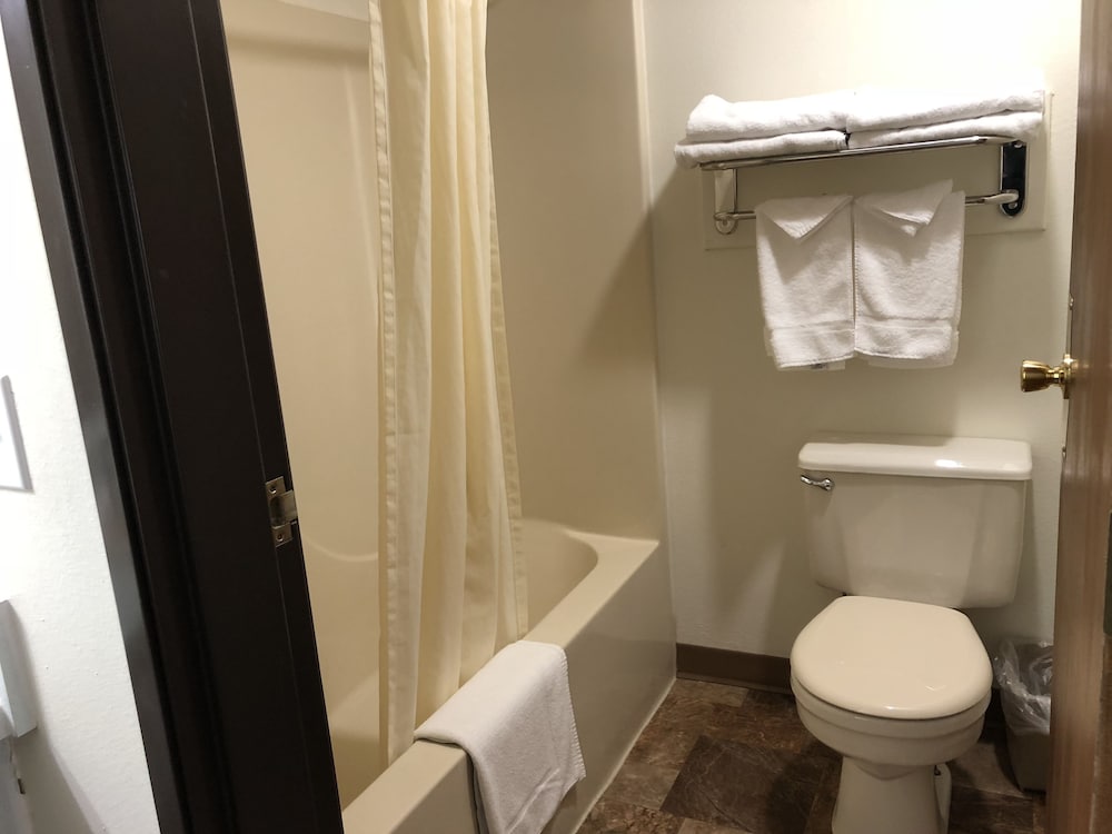 Travelodge Inn & Suites by Wyndham Deadwood - photo 46