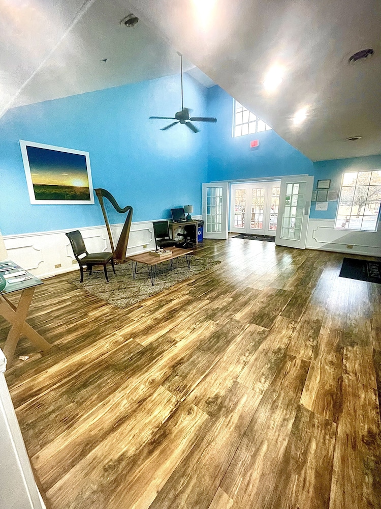 Baymont by Wyndham Dublin - photo 4