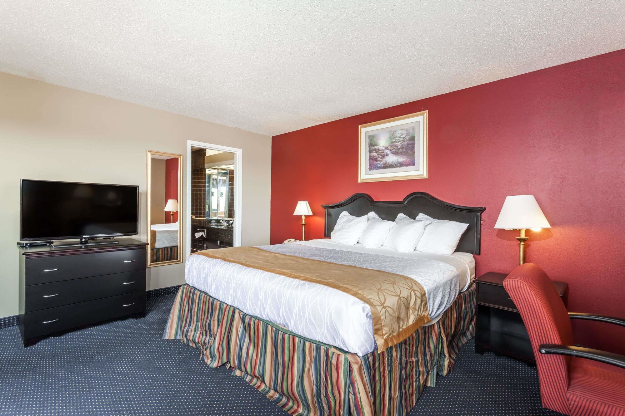 APM Inn and Suites - photo 13