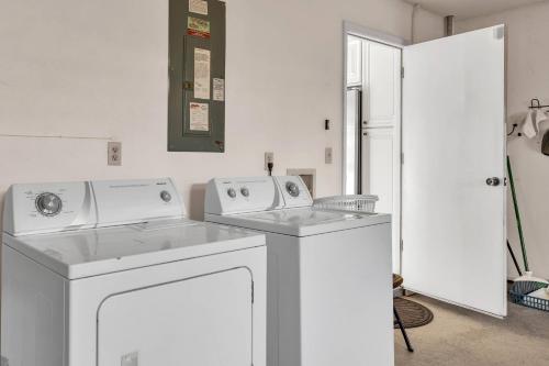 Resort Palm Retreat — hotel in Wesley Chapel