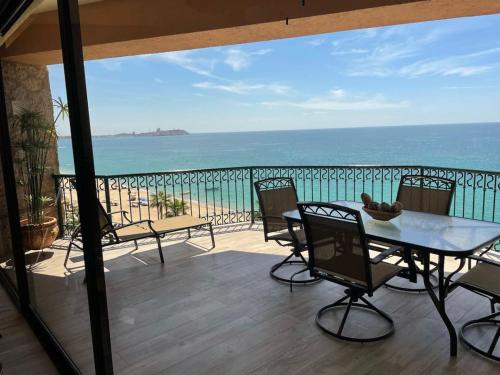 Sonoran Sea W603 Beautiful Modern Mexican Condo — 4-Star Luxury Hotel in Puerto Penasco, Mexico