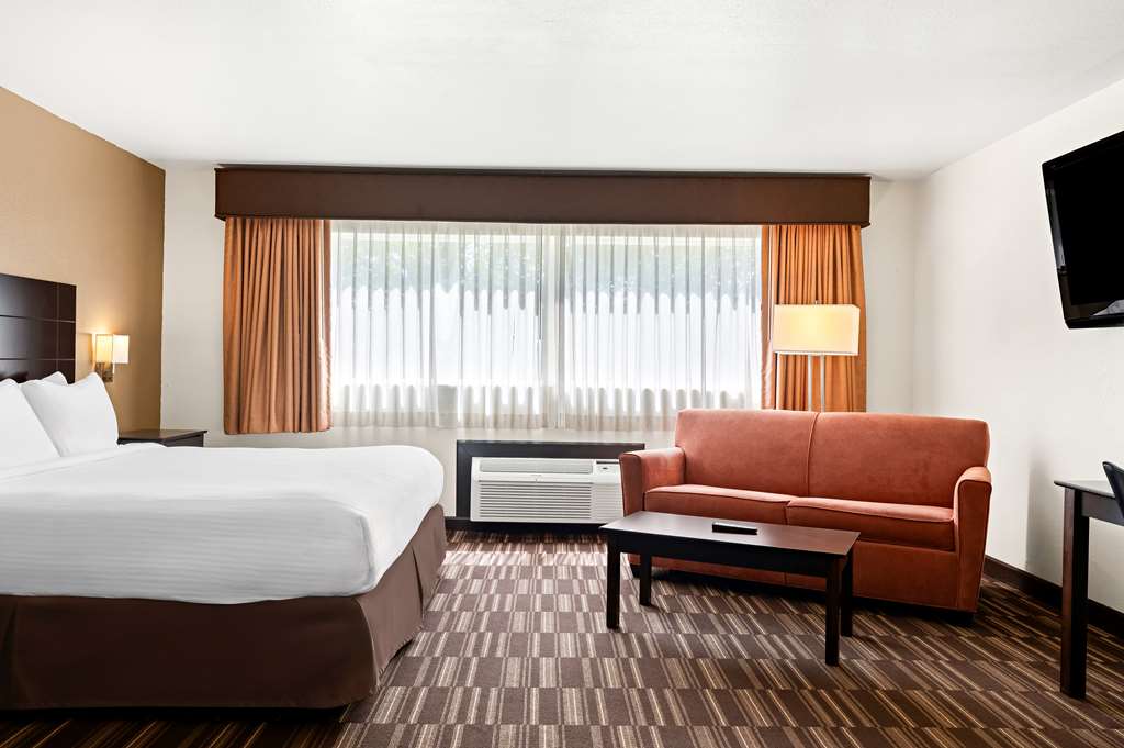 Best Western Monticello Gateway Inn - photo 13