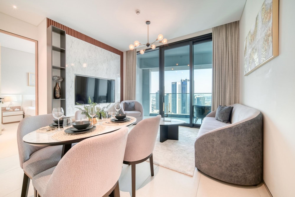 Stylish apartment in Address Beach Residence — 4-Star Luxury Hotel in Dubai, United Arab Emirates