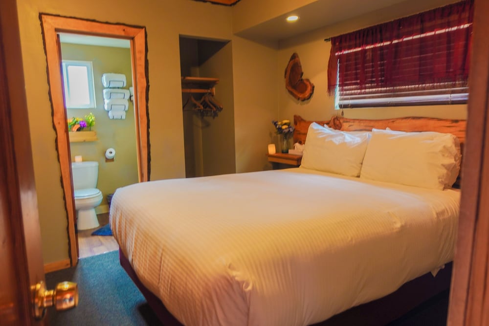 Sleepy Hollow Cabins and Hotel - photo 37