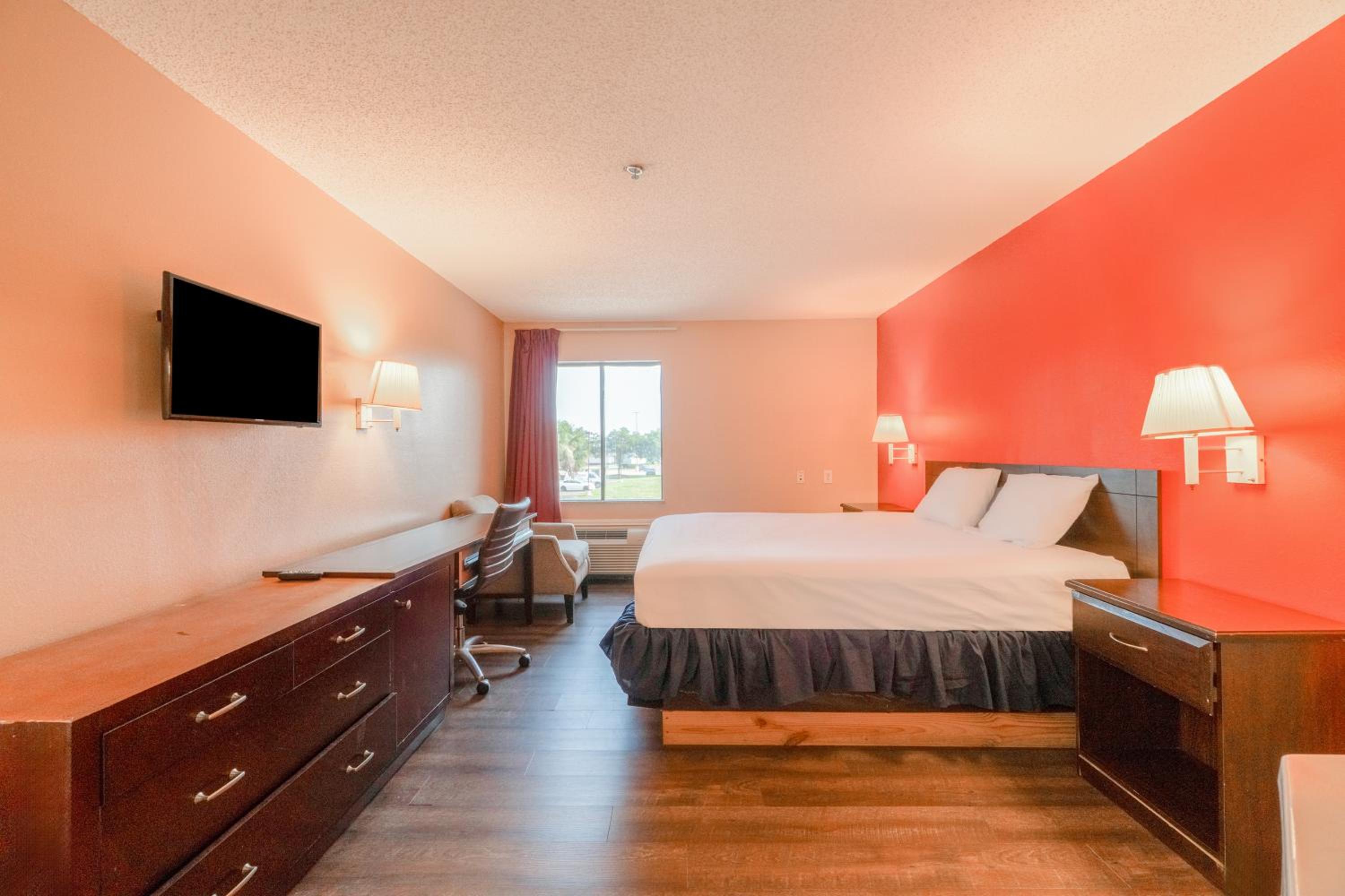 Capital O Fairway Inn Baytown La Porte TX - photo 8