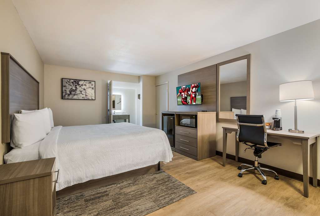Days Inn by Wyndham Chula Vista San Diego - photo 24