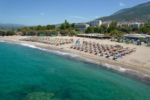 Elegant Beach Hotel — hotel in Kyparissia