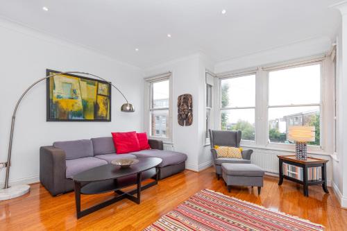 Beautiful 2BR Flat Peaceful Dulwich South London — 4-Star Luxury Hotel in London, United Kingdom