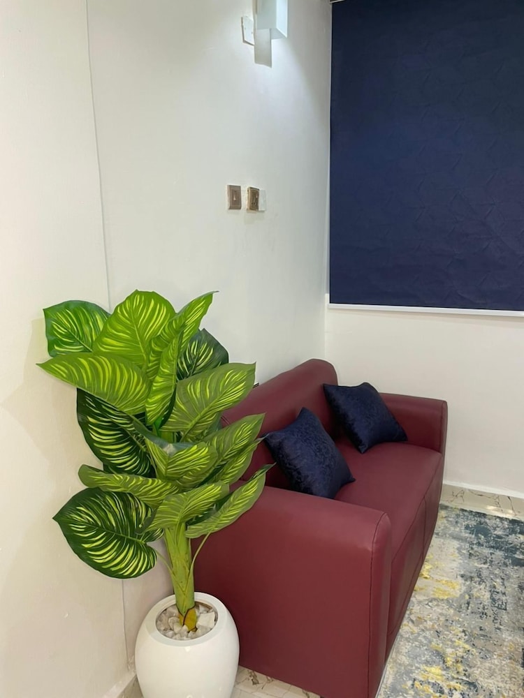 Wine House Maitama Abuja — 4-Star Luxury Hotel in Abuja, Nigeria