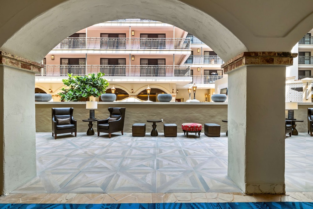 Embassy Suites by Hilton Los Angeles LAX South El Segundo - photo 2