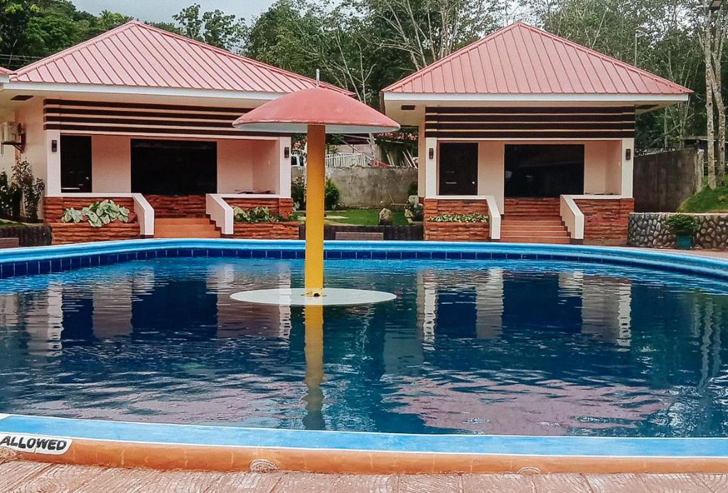 Reddoorz Sundance Mountain Resort Tampilisan — Ipil