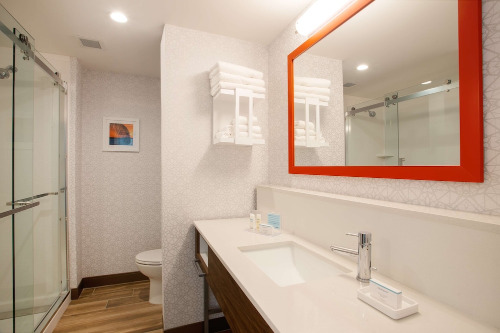 Hampton Inn & Suites North Port - photo 22