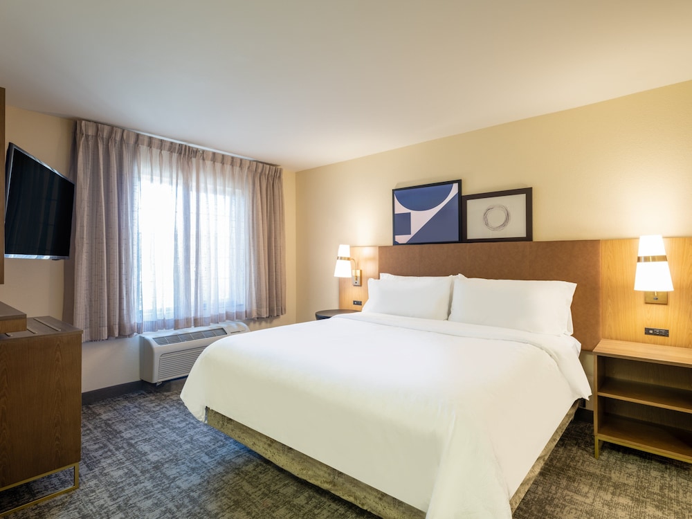 Staybridge Suites Milwaukee Airport South by IHG - photo 12