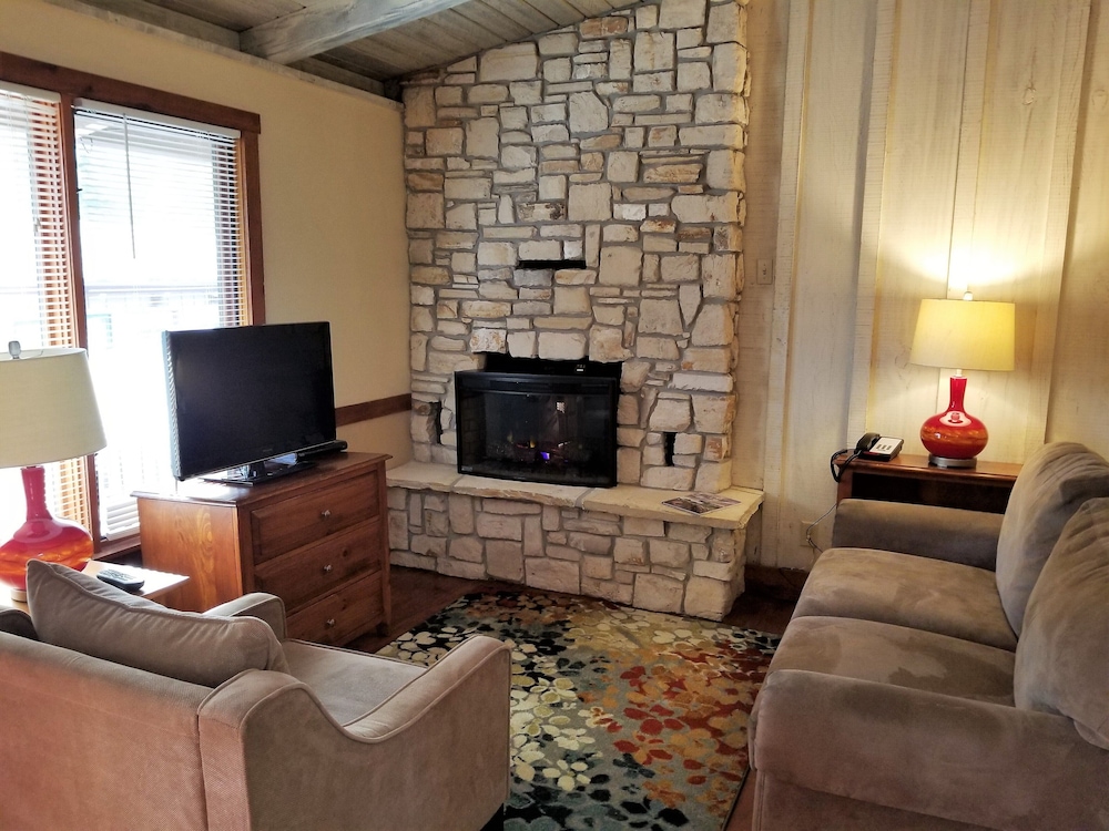 Carmel Valley Lodge and Resort - photo 17