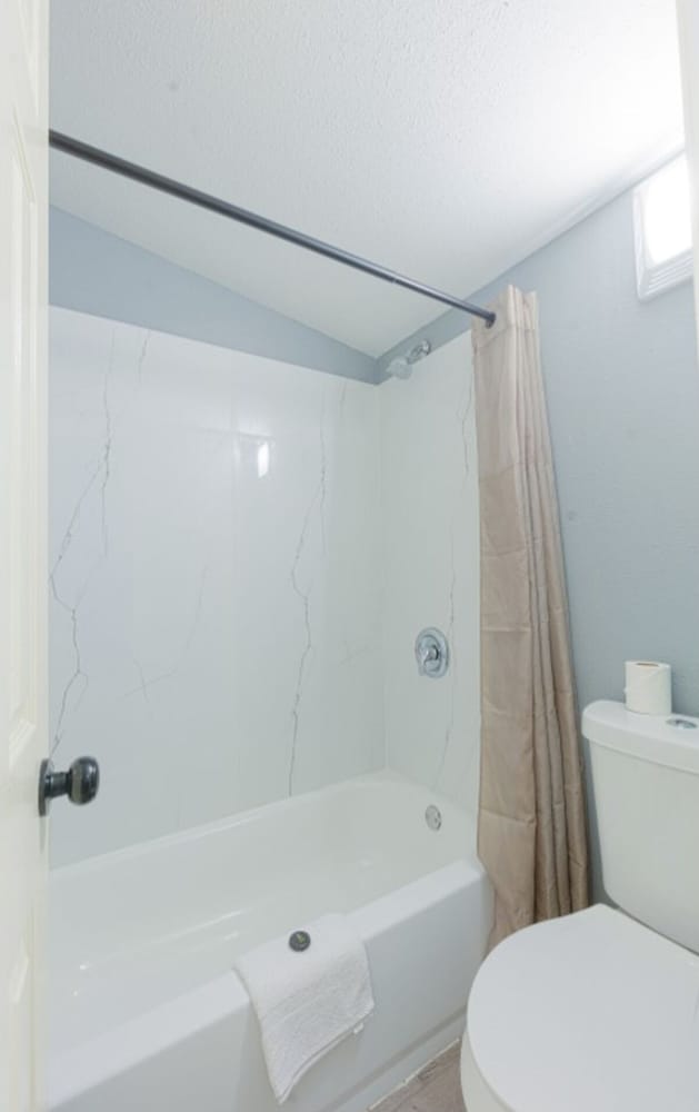 Sands Inn Winnie - photo 26