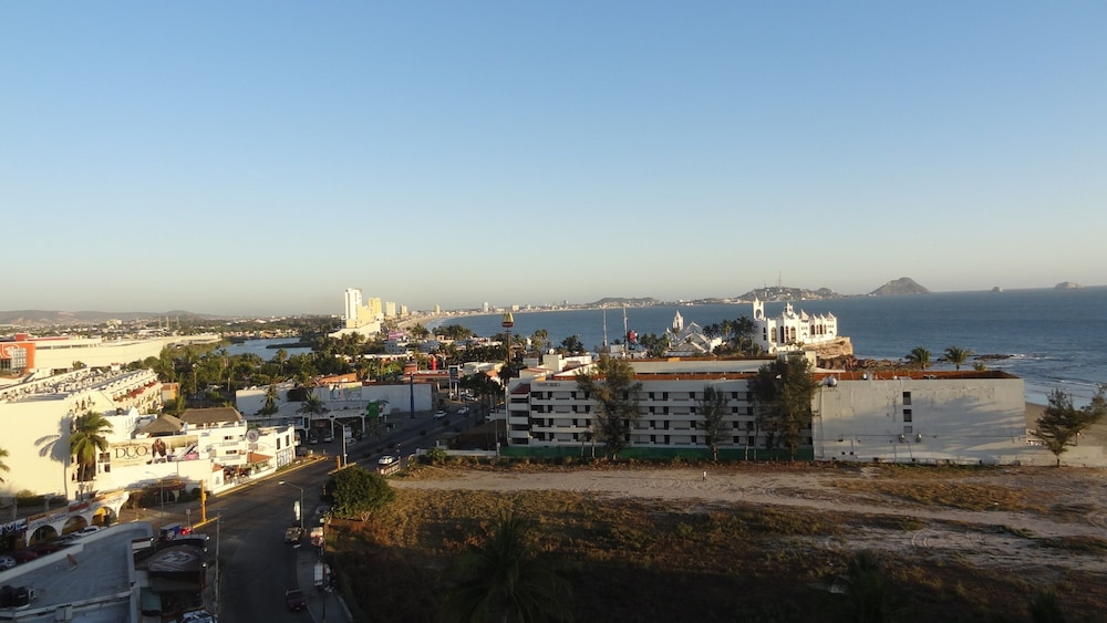 Beach/ocean view