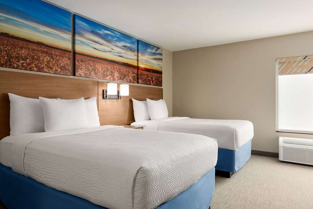 Days Inn by Wyndham Hillsboro - photo 25
