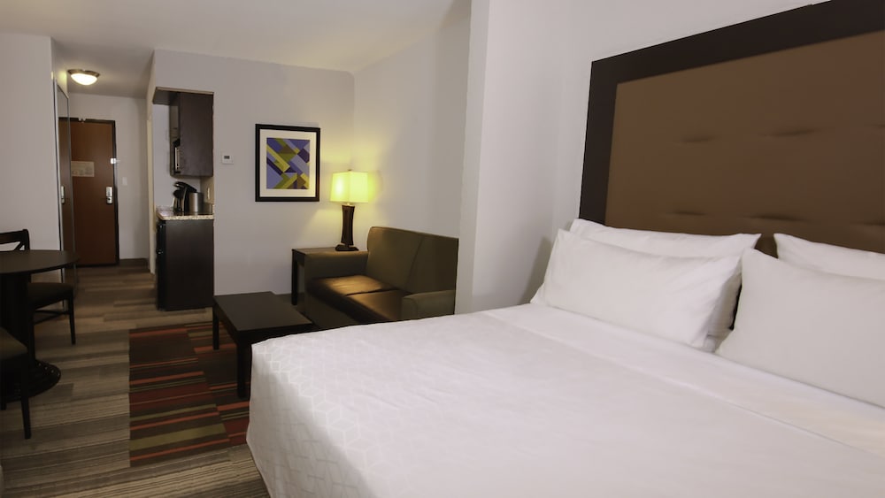 Holiday Inn Express & Suites Ironton by IHG - photo 7