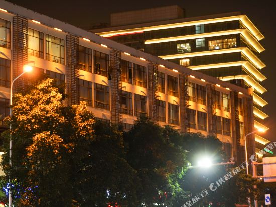 Honghui Inn - carbon neutral hotel in Haikou