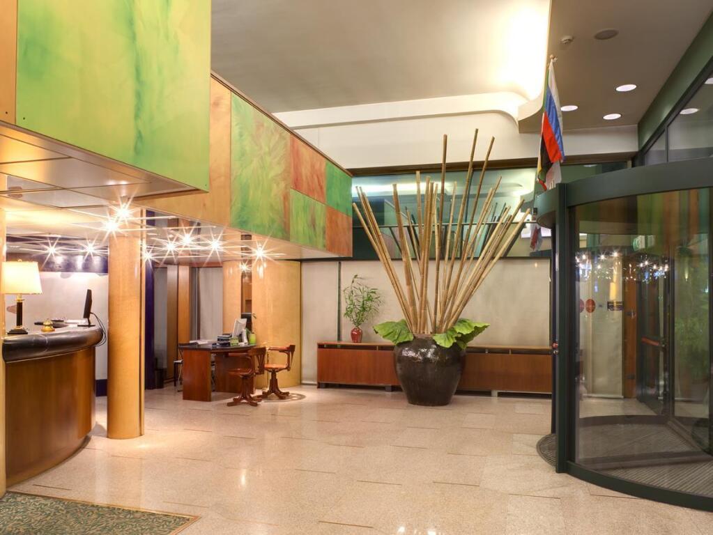 City Hotel — Varese