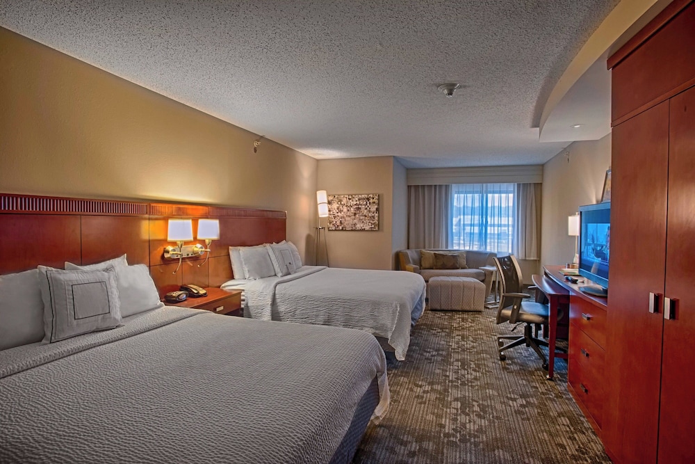 Courtyard by Marriott Wall at Monmouth Shores Corporate Park - photo 14