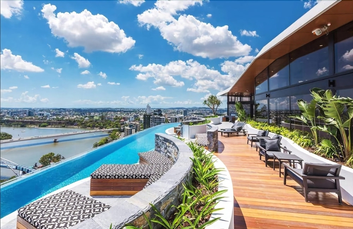 Homely Apartments in Southbank — 4-Star Luxury Hotel in South Brisbane, Australia