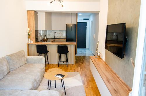 Sani Lux Suite — 4-Star Luxury Hotel in Skopje, Republic of Macedonia