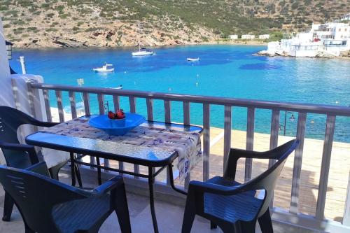 Faros Sea View Sifnos — 4-Star Luxury Hotel in Faros, Greece