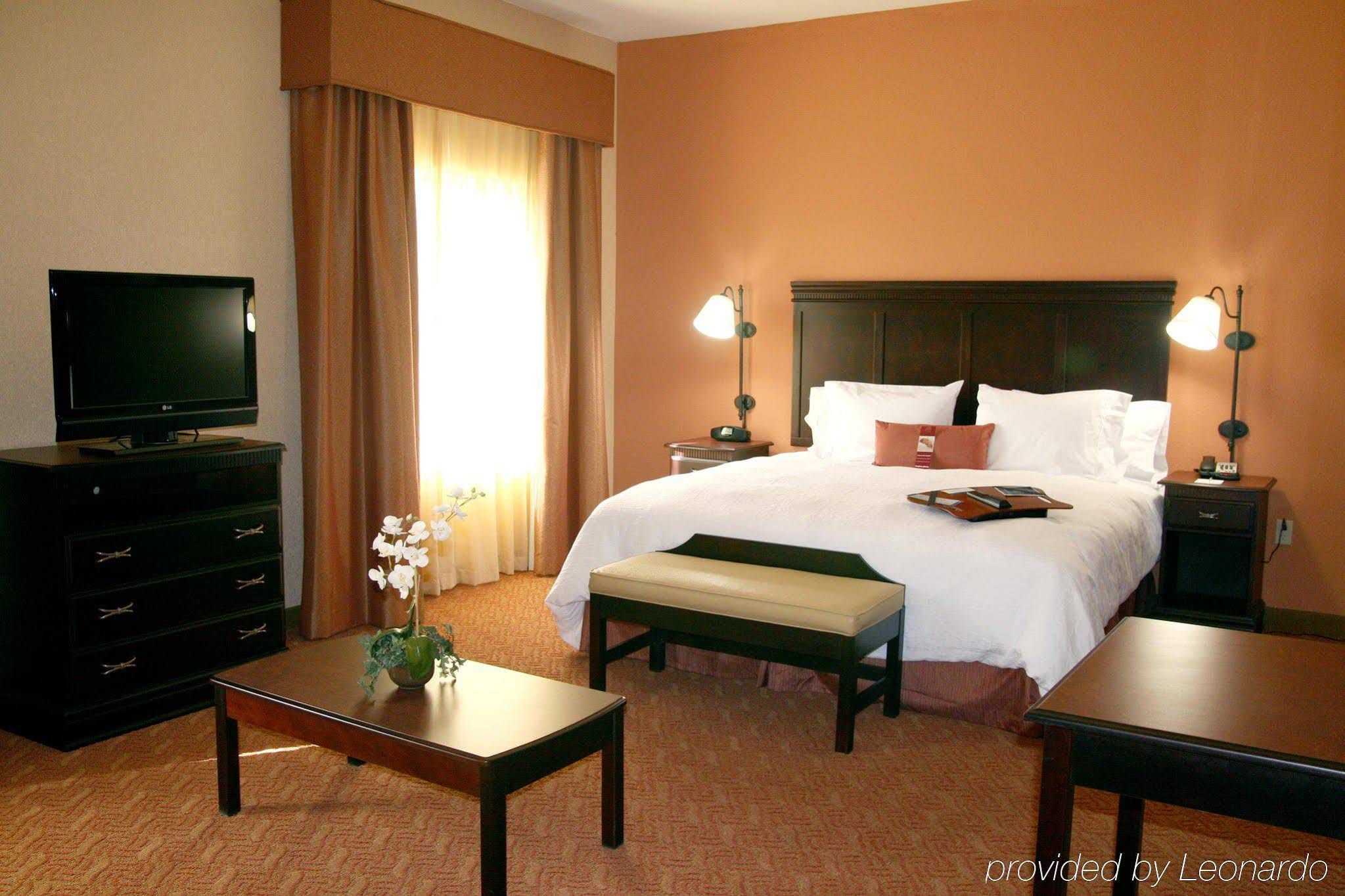 Durant Inn & Suites - photo 23