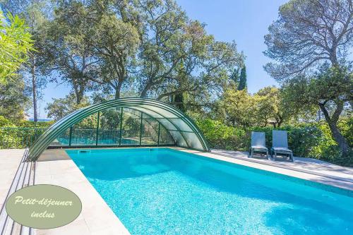 La Maravilla in Saint-Raphael, France