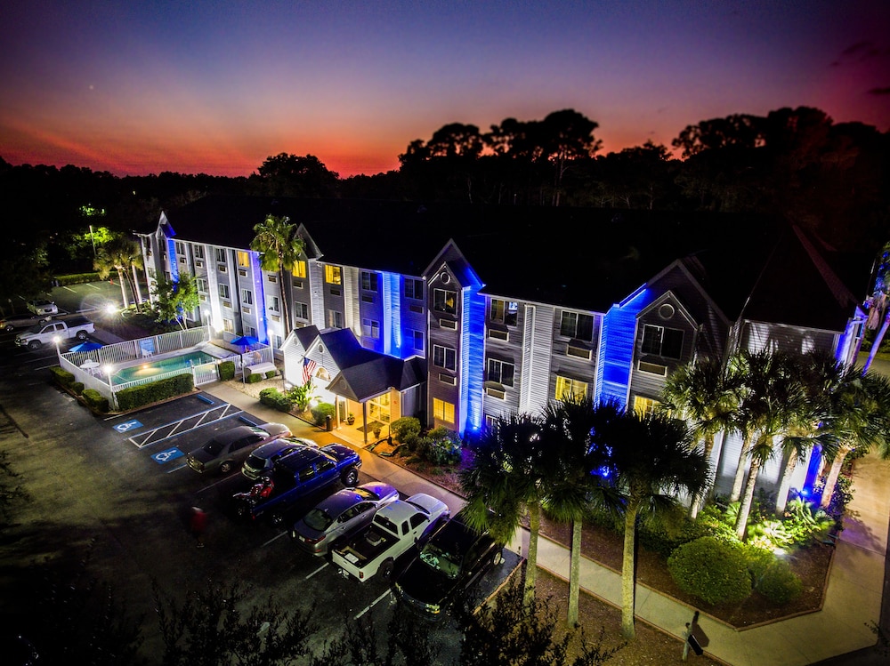 Microtel Inn & Suites by Wyndham Palm Coast I 95 - photo 31