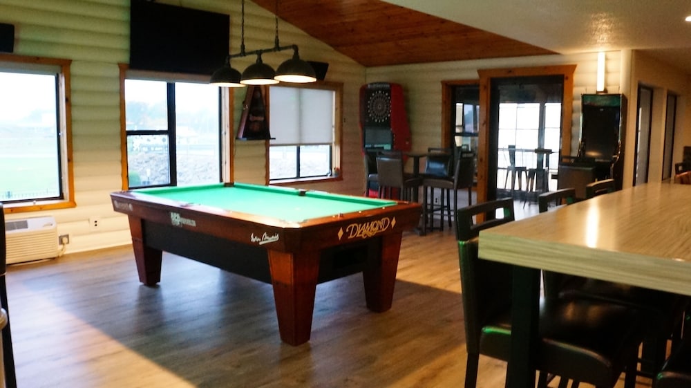Best Western Park Oasis Inn - photo 40