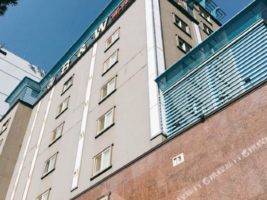 B&W Motel - last minute hotel in Busan