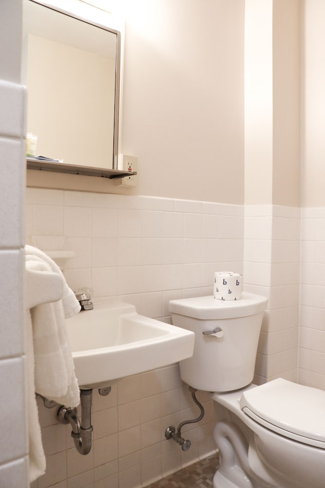 The Fountain Inn — hotel in Marblehead