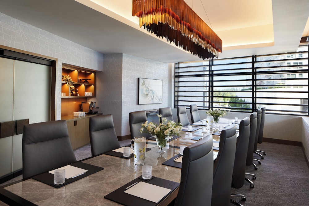 Intercontinental Hotels Seattle Bellevue By IHG - photo 69