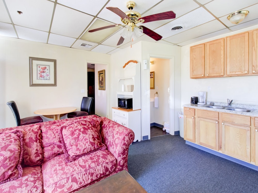 Drumright Inn - photo 35
