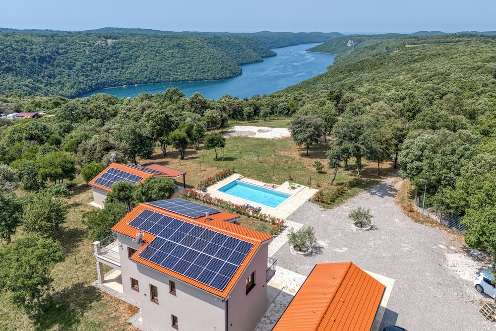 Villa Tanja Lim Bay — 4-Star Luxury Hotel in Vrsar, Croatia
