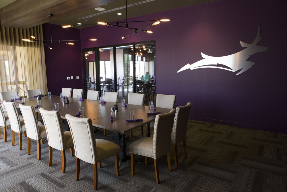Grand Canyon University Hotel - photo 33