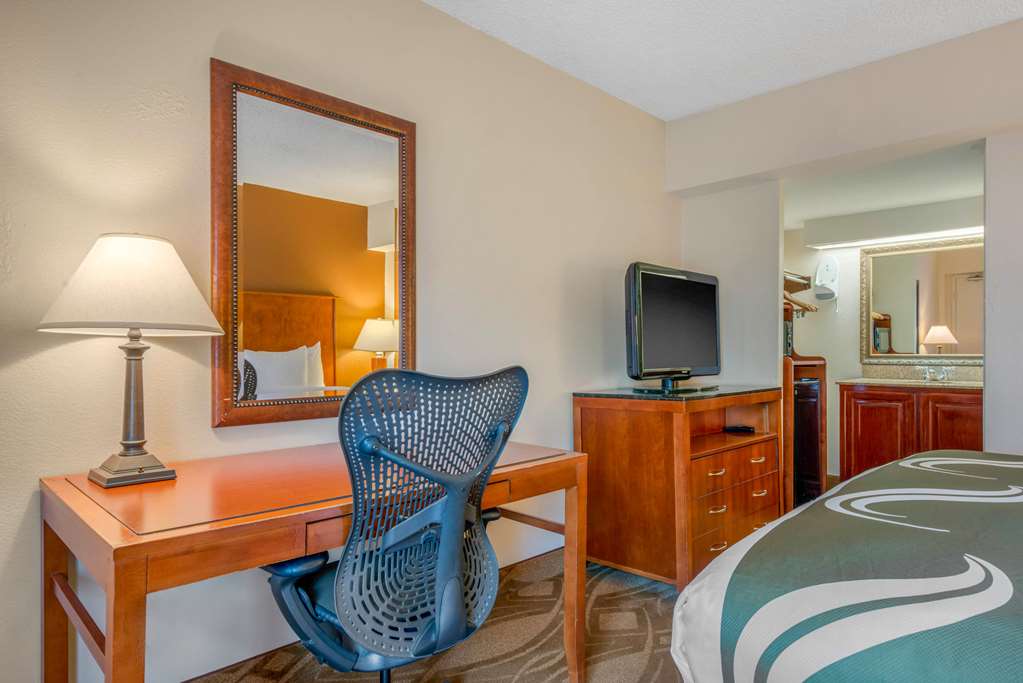 Quality Inn Savannah Historic District - photo 14