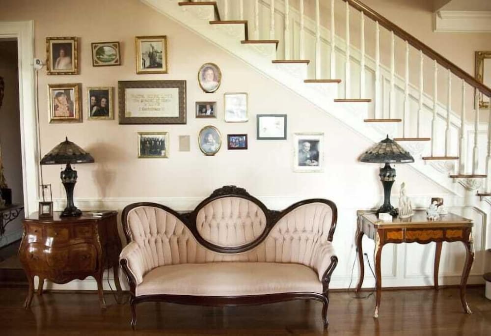 Lillian Farms Bed & Breakfast - photo 97