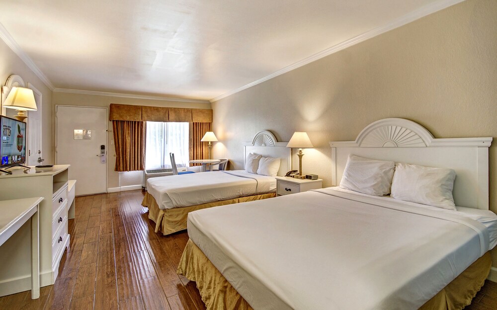 Vero Beach Inn & Suites I 95 - photo 6