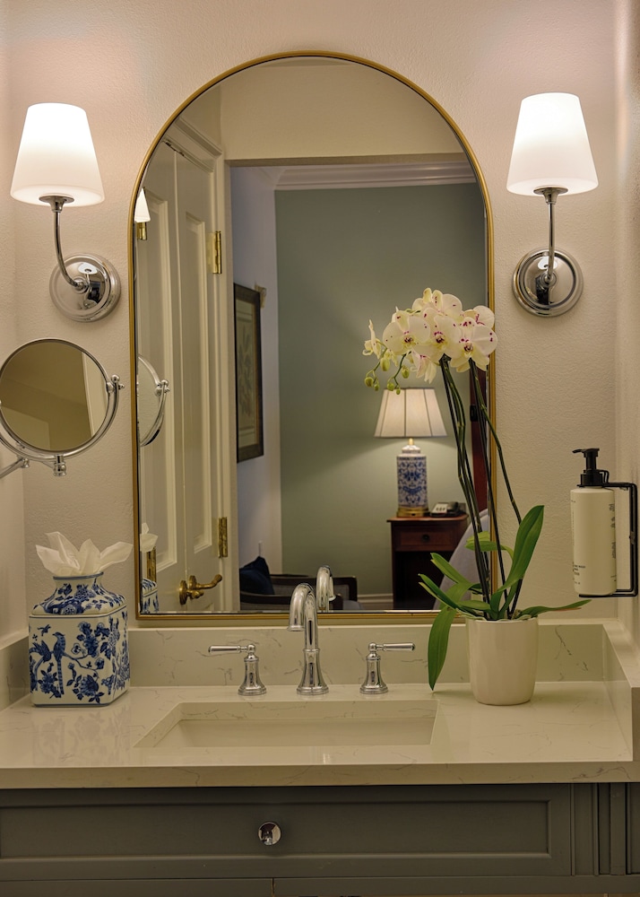 voco St. James Hotel by IHG - photo 46