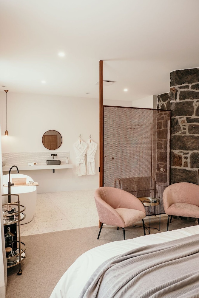The Oak & Anchor Hotel — Port Fairy — photo 5
