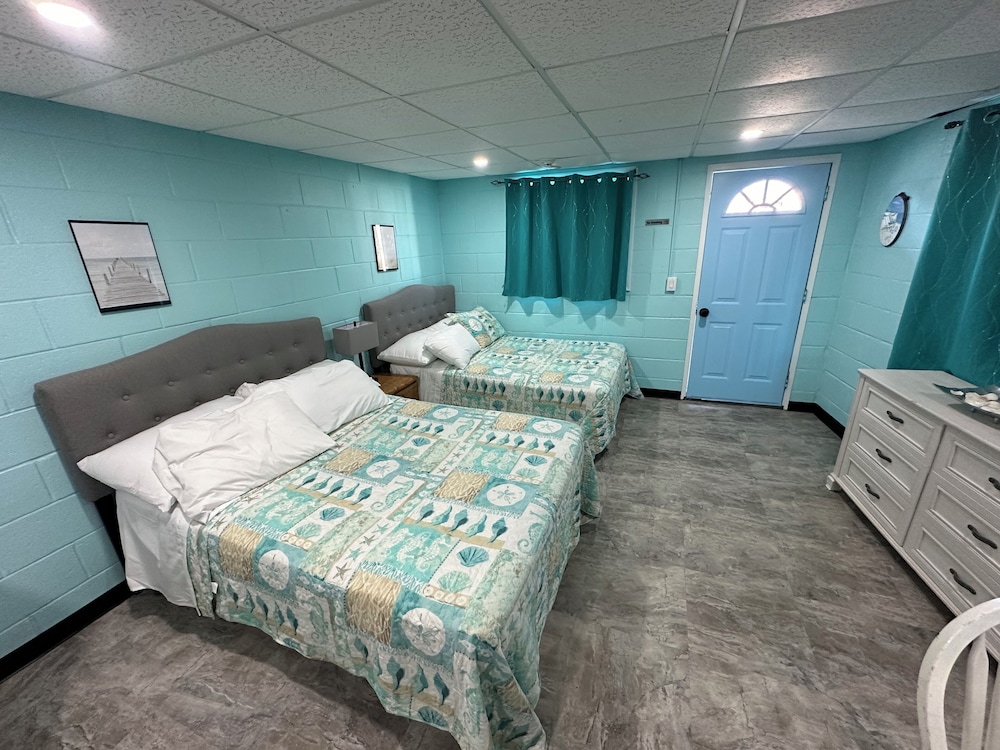 Old Orchard Beach Motel - photo 12