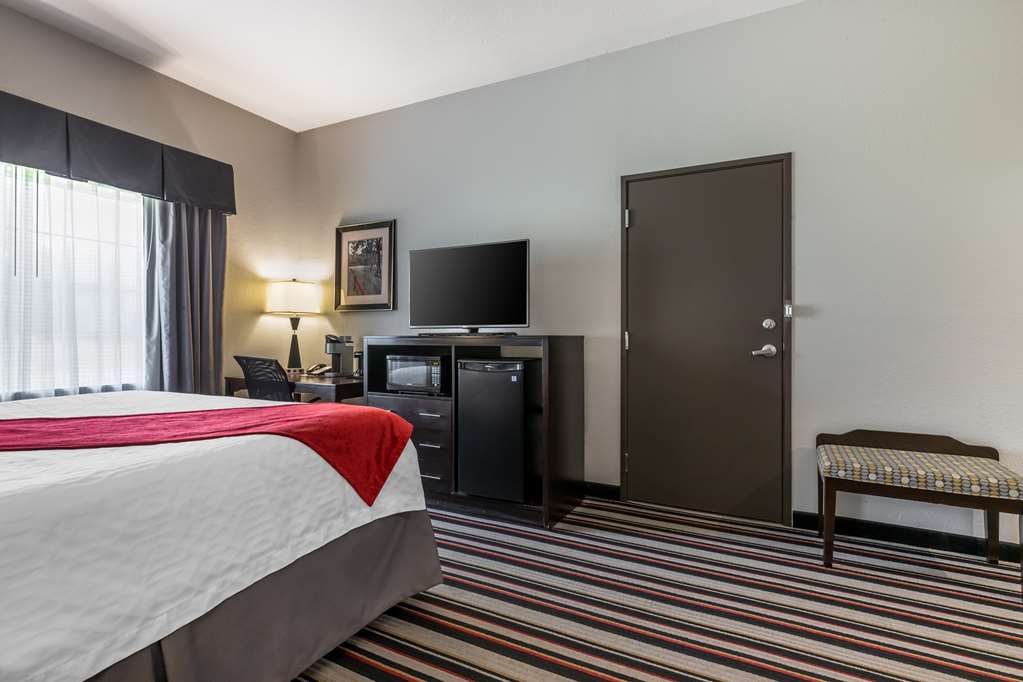 Best Western Plus Coweta's 1st Hotel - photo 14
