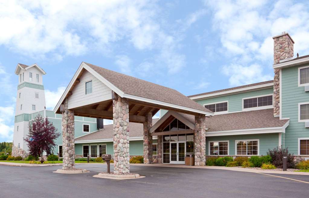 AmericInn by Wyndham Wetmore Munising - photo 2